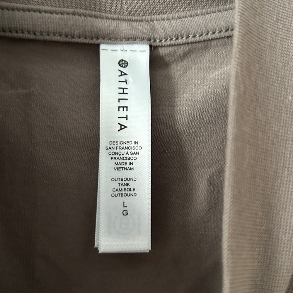 Athleta Outbound tank size L - Picture 6 of 11